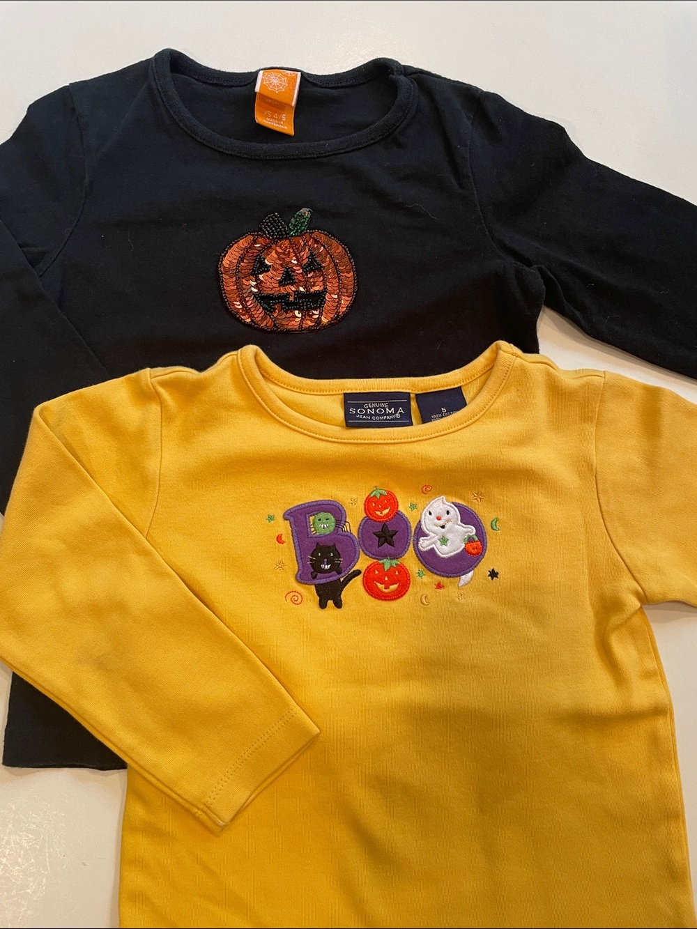 2 Girls Halloween Tops